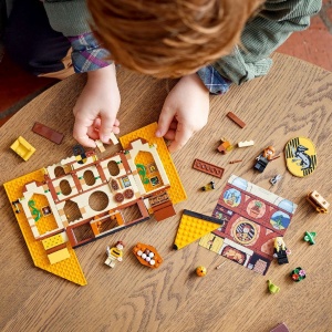 LEGO HARRY POTTER BANNERUL CASEI HUFFLEPUFF 76412 - Img 4