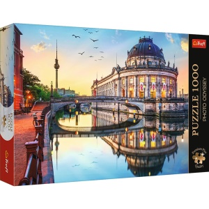 PUZZLE TREFL 1000 PREMIUM PLUS PHOTO ODYSSEY MUZEUL BODE BERLIN GERMANIA - Img 1