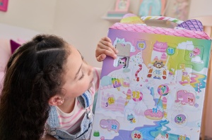 GABBYS DOLLHOUSE FILMUL CALENDAR DE DULCIURI ADVENT - Img 3