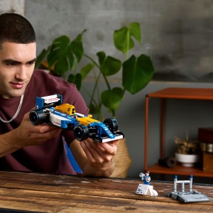 LEGO ICONS WILLIAMS RACING FW14B SI NIGEL MANSELL 10353 - Img 4