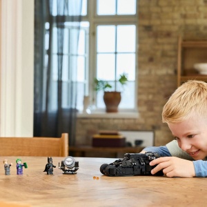 LEGO SUPER HEROES BATMAN TUMBLER VS. TWO-FACE SI JOKER 76303 - Img 3