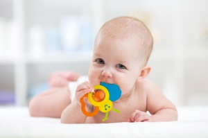 WINFUN ZORNAITOARE FLUTURAS CU JUCARIE DE DENTITIE - Img 3