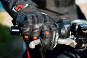 Manusi moto piele Ixon Pro Hawker MS - barbati, iarna, impermeabile, roadster, degete tactile, negru/rosu - Img 3