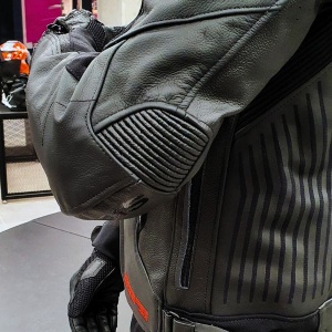Geaca moto piele Alpinestars GP PLUS V4 - barbati, vara, sport, negru - Img 4