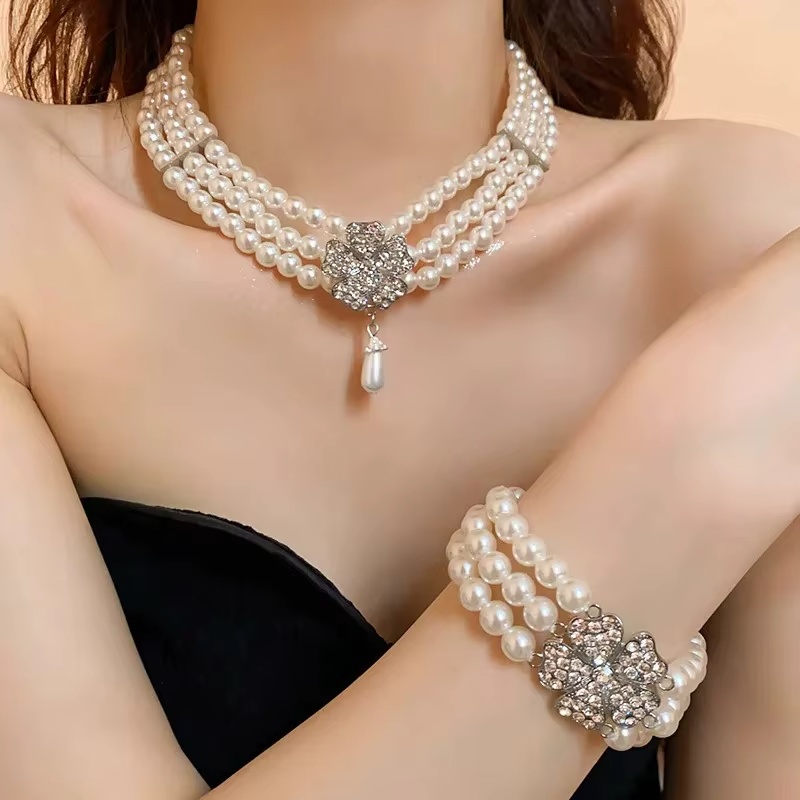 Set superb Bijuterii fashion, cu cristale si perlute, model 16 - 1 | YEO
