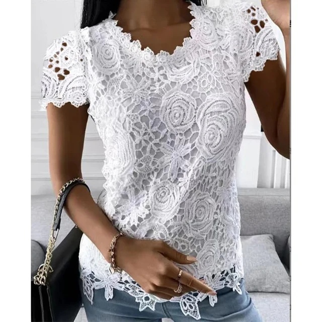 Bluza alba cu broderie, de dama, maneca scurta, marimea M, model 70