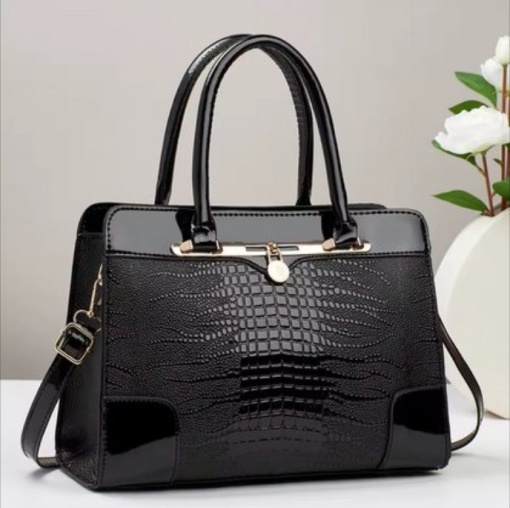 geanta neagra dama
