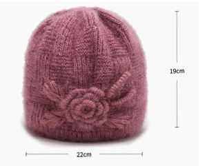 caciula dama cu ornament floare