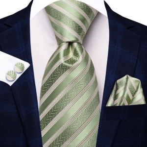 Set cravata verde + batista + butoni - matase -- model 818