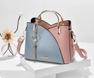 Geanta dama roz / bleu, model chic, cu pandant, Svety