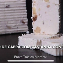 Queijo de cabra com Castanha Confitada