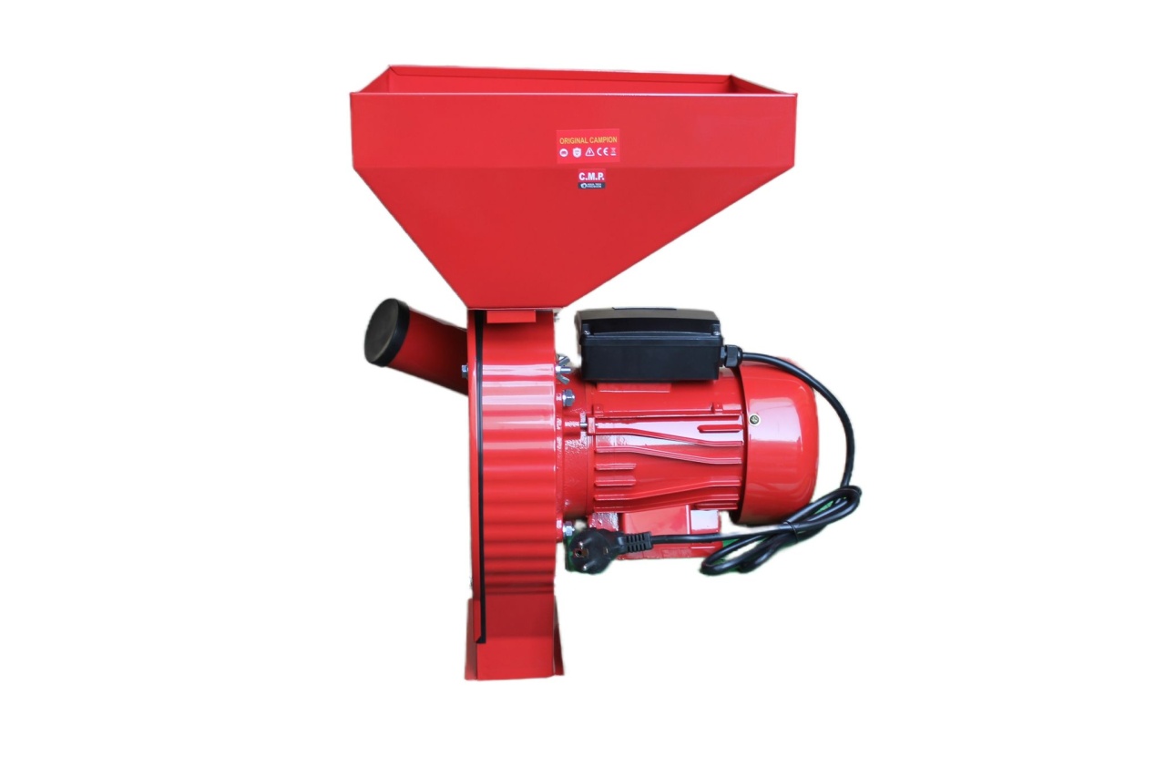 Moara Electrica Rosie pentru Uruiala CMP1335R, 4.5KW, 300kg/ora, Motor Electric 100% Cupru, 20 Ciocanele, 4 Site Interschimbabile, Cuva Metalica Extra Mare, Butuc Direct pe Ax, Protectie Suprasarcina - Casa si gradina - scule365.ro - 248 RON