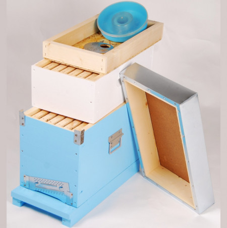 Stup-roi-rame-magazie-hranitor