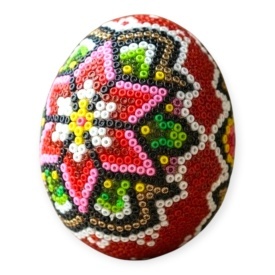 Ou din lemn cu margele, lucrat manual, 5 cm,decor traditional si autentic