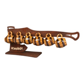Set suport tip baltag cu 6 cani de tuica – Cadou traditional romanesc, 38 x 15 cm