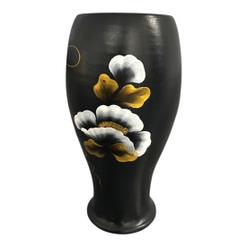 Vază ceramică Marginea pictată manual cu flori albe, 25 cm – autentică și semnată