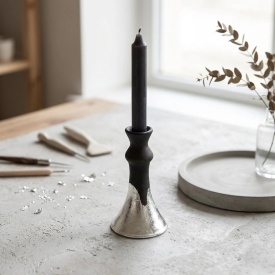 Sfesnic din ceramica handmade pentru lumanari 16 cm decor foita argint - Img 3