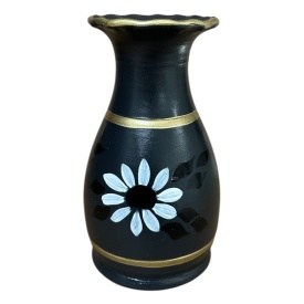 Vaza ceramica neagra, pictata manual, flori albe, detalii aurii, decor handmade, 20 cm