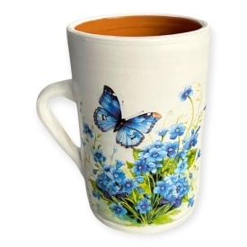 Vaza decorativa alba tip carafa cu maner 20 cm pentru flori, lucrata manual, Marginea, Ceramica Martinescu, decor camp de flori albastre si fluturas