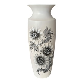 Vaza ceramica inalta 62 cm alb cu gri pictata manual cu flori in relief, decoratiune eleganta pentru living, hol si spatii comerciale
