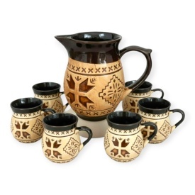Set ceramica pentru vin, traditional, lucrat manual, Bucovina, autentic, carafa si 6 cani din lut