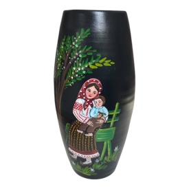 Vază 30 cm cu țărancă în costum tradițional