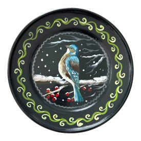 Farfurie decorativa ceramica neagra Marginea - Pictata manual cu pasare albastra de iarna, 24 cm