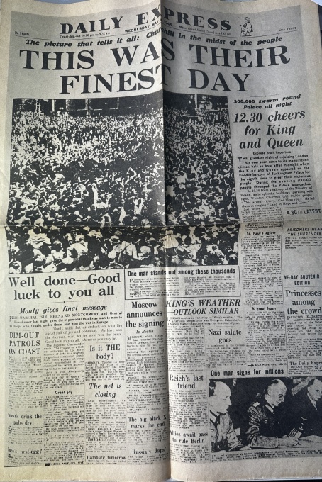 Anglia - Daily Express – 9 mai 1945 Titlu principal: „This Was Their Finest Day” Eveniment relatat: Ziua Victoriei în Europa (VE Day), adică capitularea Germaniei naziste și sfârșitul celui de-Al Doilea Război Mondial în Europa.