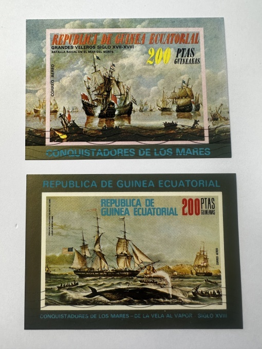 Lot 2 colite filatelice Guineea Ecuatorială – Corăbii și mari bătălii navale – 200 PTAS