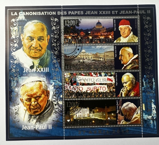 Bloc filatelic – Canonizarea Papei Ioan al XXIII-lea și a Papei Ioan Paul al II-lea, Benin, 2014, 4 timbre