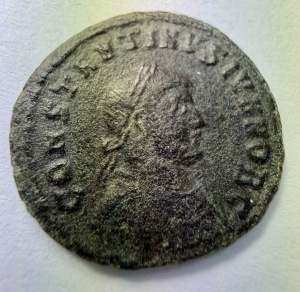 Moneda Antica Romana - CONSTANTINE II - CAESAR ( 320 AD )