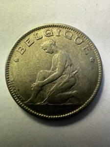 Moneda Belgia - Leopold III - “ Bun Pentru “ 1 Franc 1934 - Img 2