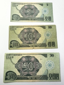 Set Bancnote - Coreea de Nord - Foreign Trade Bank - 5/10/50 Won 1988 - Img 2