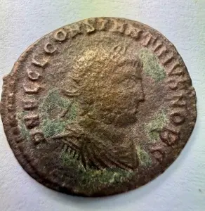 CONSTSNTINE II - CAESAR ( 317-320 ) - HERACLEA - Moneda Antica Romana