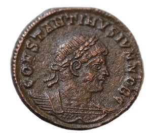 CONSTANTINE II - CAESAR ( 330-335 AD ) - Moneda Antica Romana