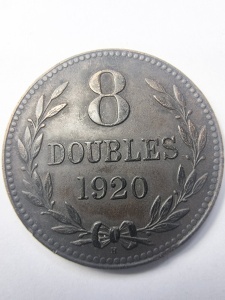 Moneda Guernesey - 8 Doubles 1920