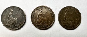 Lot x 3 Monede Regatul Unit - Victoria - Farthing 1883/1884/1885 - Img 2