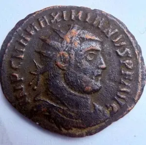 MAXIMIAN HERCULIS ( 286-305 AD ) - CYZICUS - Moneda Antica Romana