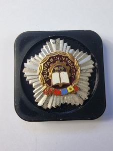Insignă „Fruntaș în întrecere” – 1976 , RSR