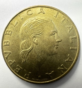 Moneda Comemorativa - Italia - 200 Lire 1994 - 180 de ani de la înființarea Armei Carabinierilor (1814–1994) - Img 2