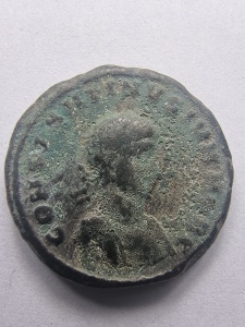 Moneda Romana , CONSTANTINE II , CAESAR , 326-330 d.Hr. - Img 1