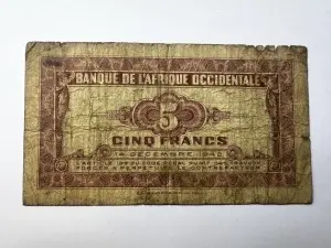 Bancnota Coloniala - Africa Occidentala Franceza - 5 Francs 1942 - Img 2