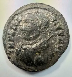 LICINIUS I ( 318-320 AD ) - HERACLEA - Moneda Antica Romana