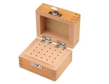 CUTIE CU 20 ORIFICII PENTRU ACCESORII BIAX