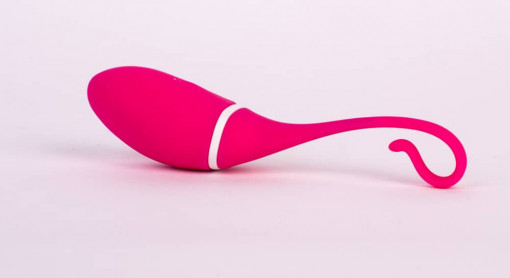 Vibrator Mini stimulare clitoris, aplicatie Telefon Realov Realov Irena Smart Egg 3.3 cm grosime