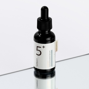 Ser de fata illuminator cu vitamine 30 ml Numbuzin