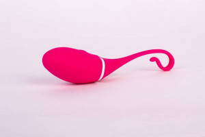 Vibrator Mini stimulare clitoris, aplicatie Telefon Realov Realov Irena Smart Egg 3.3 cm grosime
