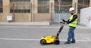 Scanner de detectie utilitati subterane / Georadar (GPR), Leica DS2000 + tableta CT1000 + suport antena GNSS -Leica-847112+880920+847113 - Img 3