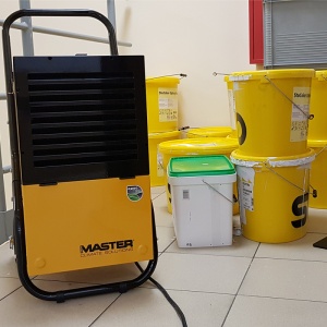 Dezumidificator profesional MASTER DH752