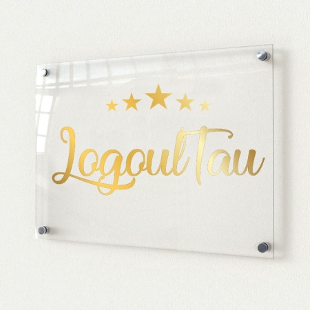 Sigla pe suport din plexiglass decupata pe contur cu autocolant 50x30cm